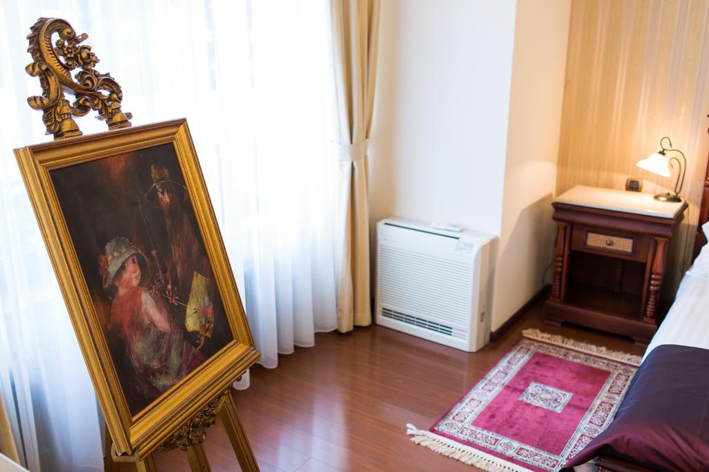 Hotel Paris Boutique 4*