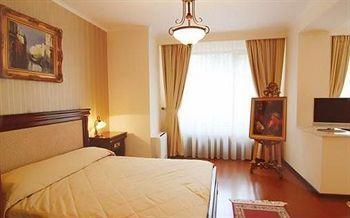 Paris Boutique Hotel