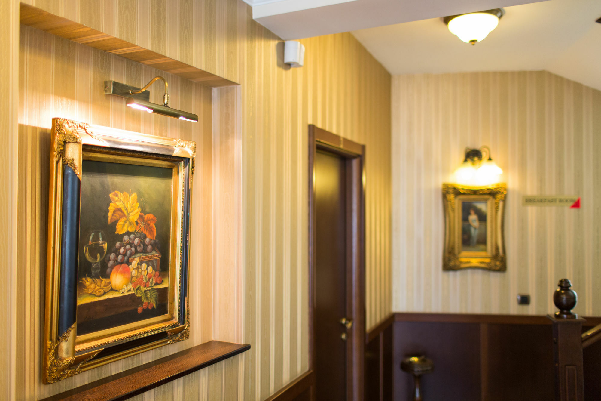 酒店 Paris Boutique 布加勒斯特