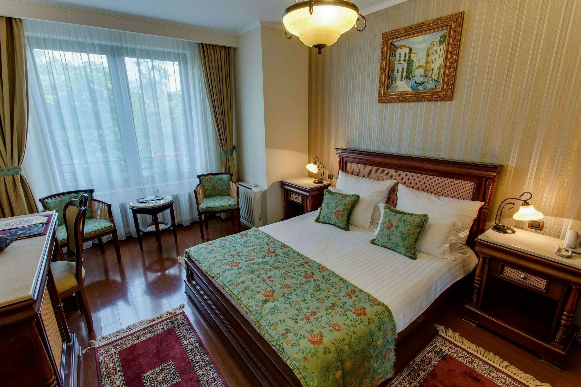 Paris Boutique 4* 布加勒斯特